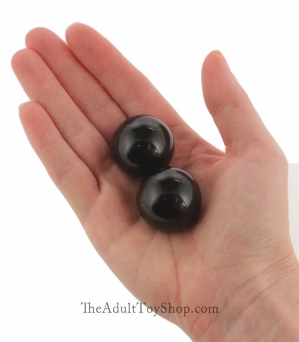 Glass Kegel Balls 3 Glass Kegel Balls - Image 3